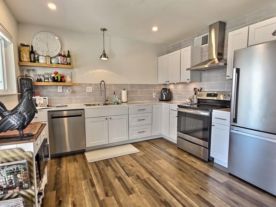 UPscale. UPgraded. UPtown! 3bed/2ba with great backyard and garage too! 