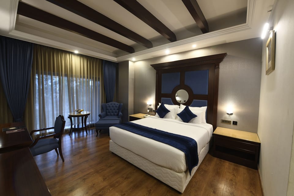 Premium Room | 1 bedroom, in-room safe, WiFi (free)