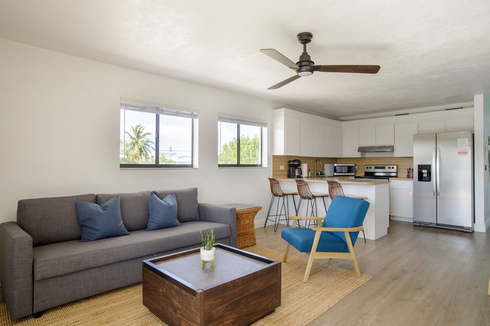 Plenty of comfy seating to plan out your Key Largo adventure!