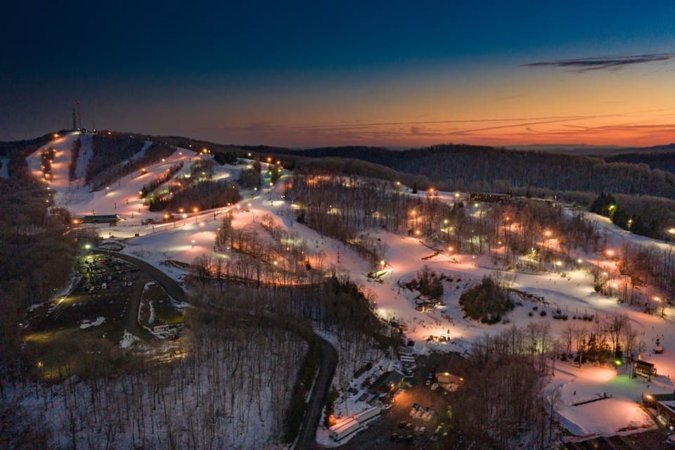 Winterplace Ski Resort offers skiing, snowboarding, tubing enjoy fresh powder.
