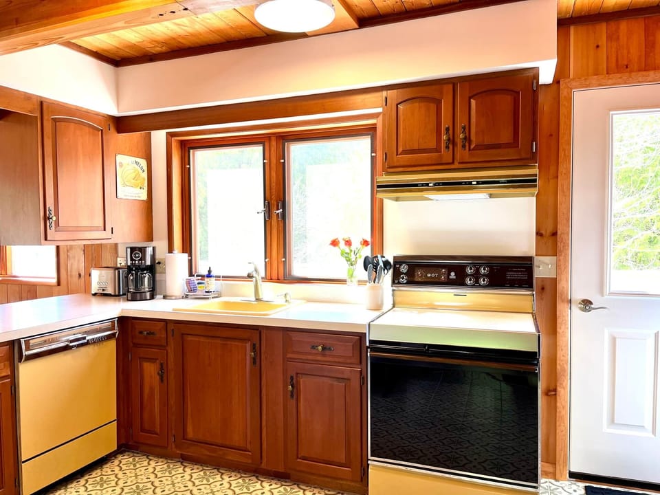 Retro Kitchen