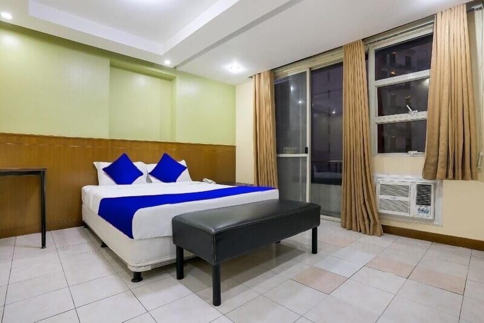 Standard Room | Individually decorated, desk, blackout drapes, free WiFi