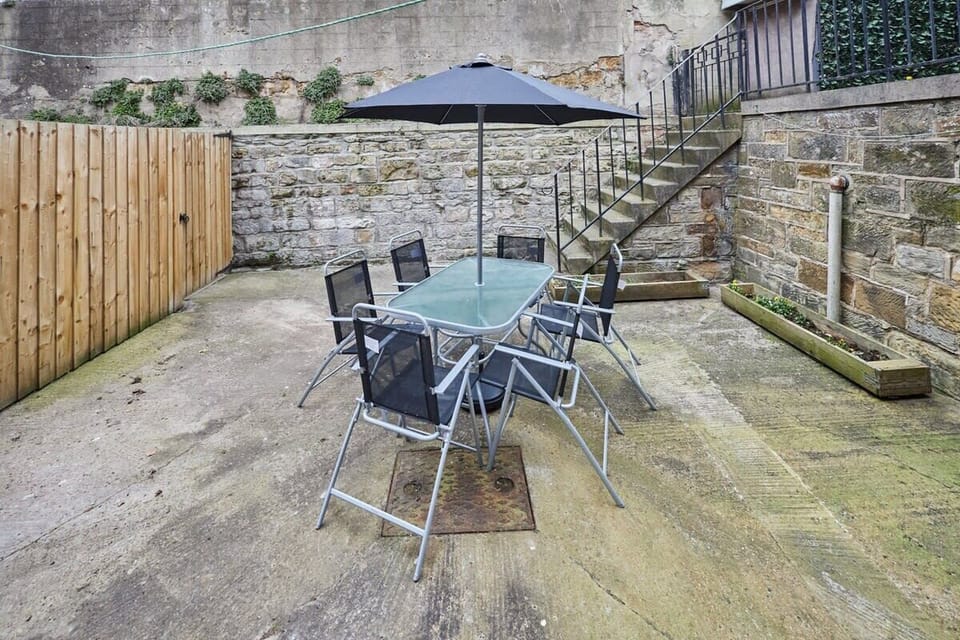 Greens Yard House, Whitby - Host & Stay