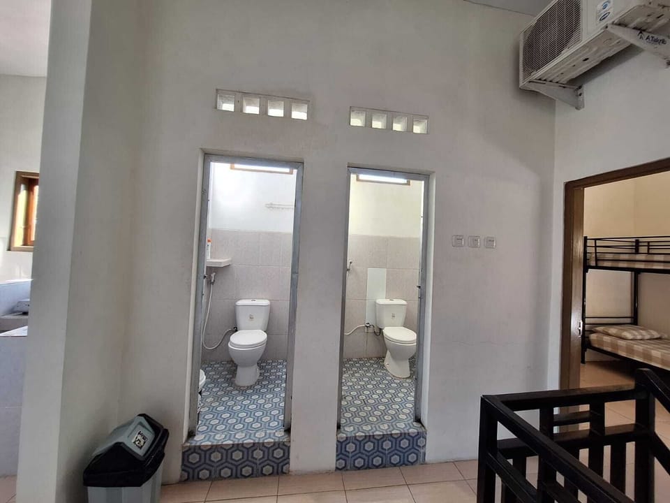 Family Shared Dormitory | Bathroom