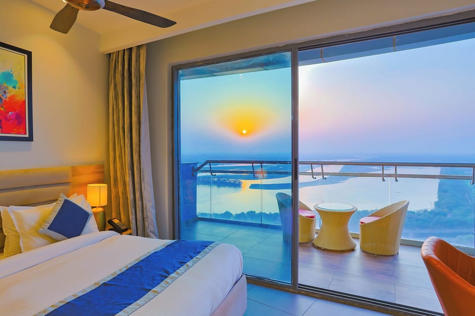 Premium Studio | Desk, free WiFi
