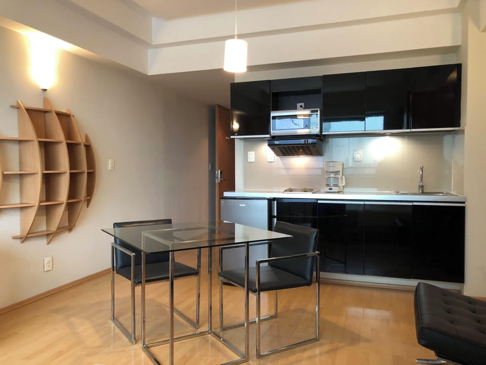 Economy Single Room | Private kitchen | Fridge, microwave, stovetop, coffee/tea maker