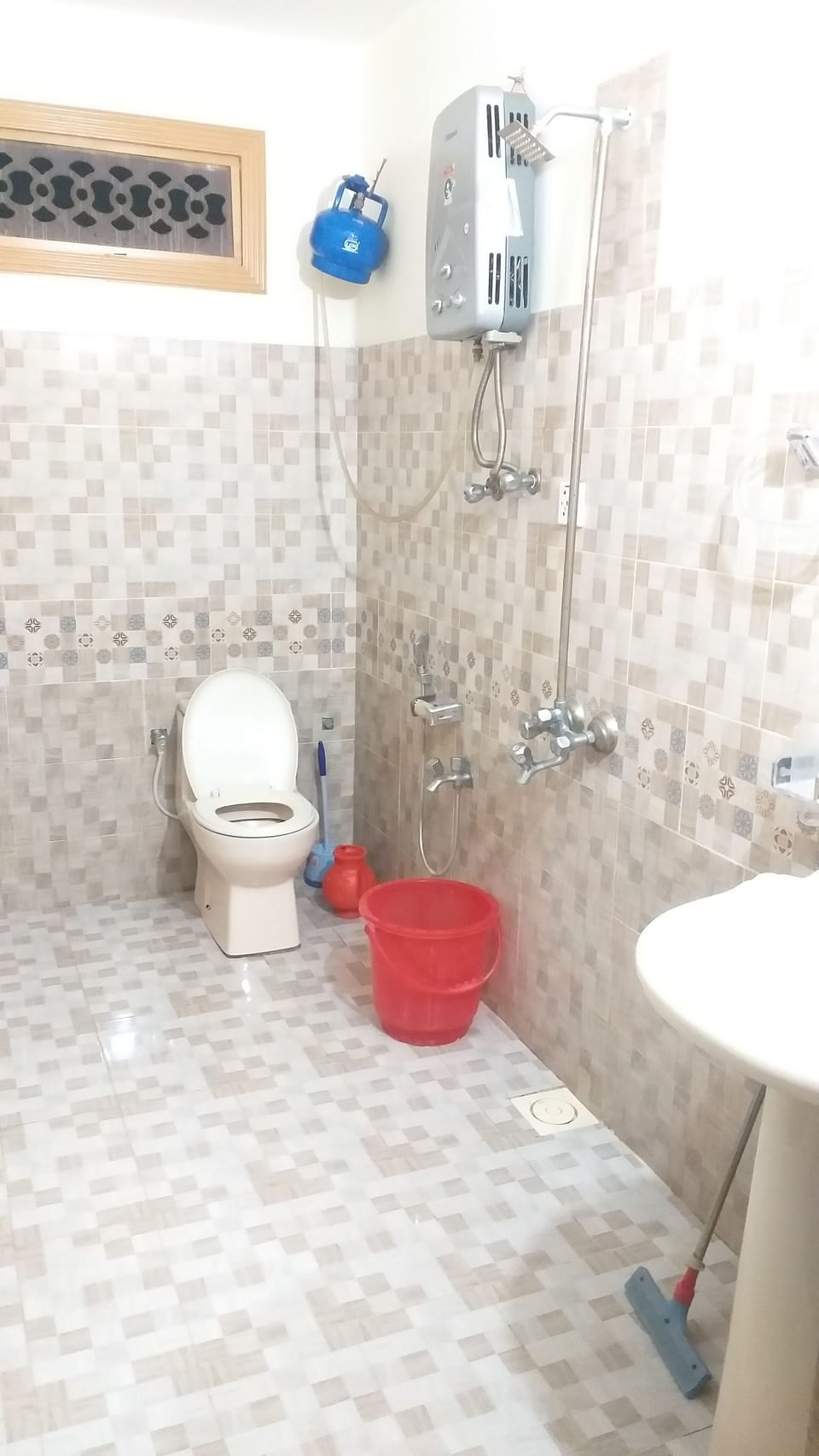 Deluxe Room | Bathroom