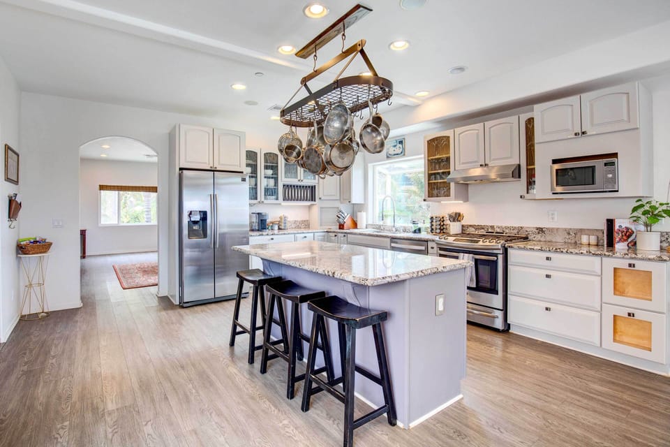 Kitchen | Cooking Basics | Coffee Maker | Blender | Toaster | Crockpot