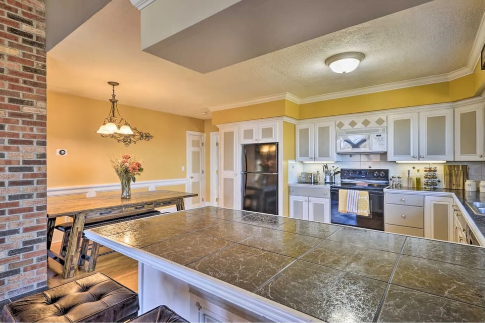 Large Kitchen with seating for Eight