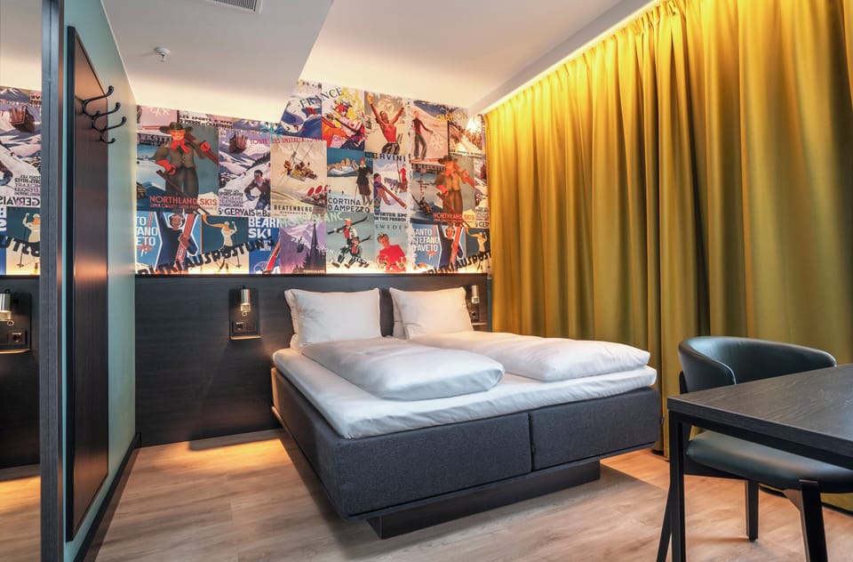 Desk, laptop workspace, free WiFi, bed sheets