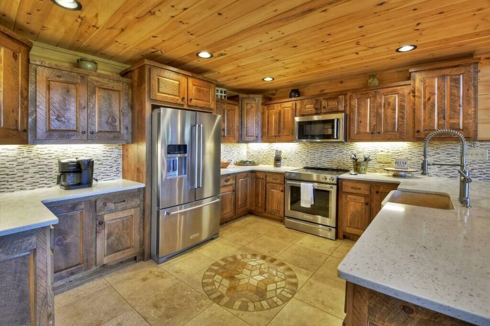 Fully stocked kitchen