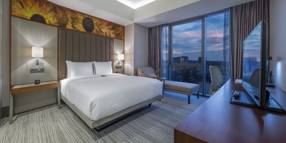 Suite, 1 Bedroom | View from room