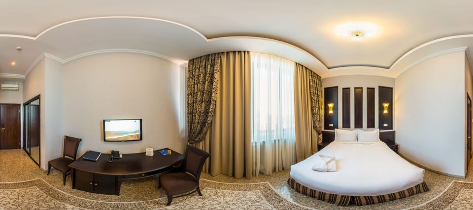 Minibar, in-room safe, desk, soundproofing
