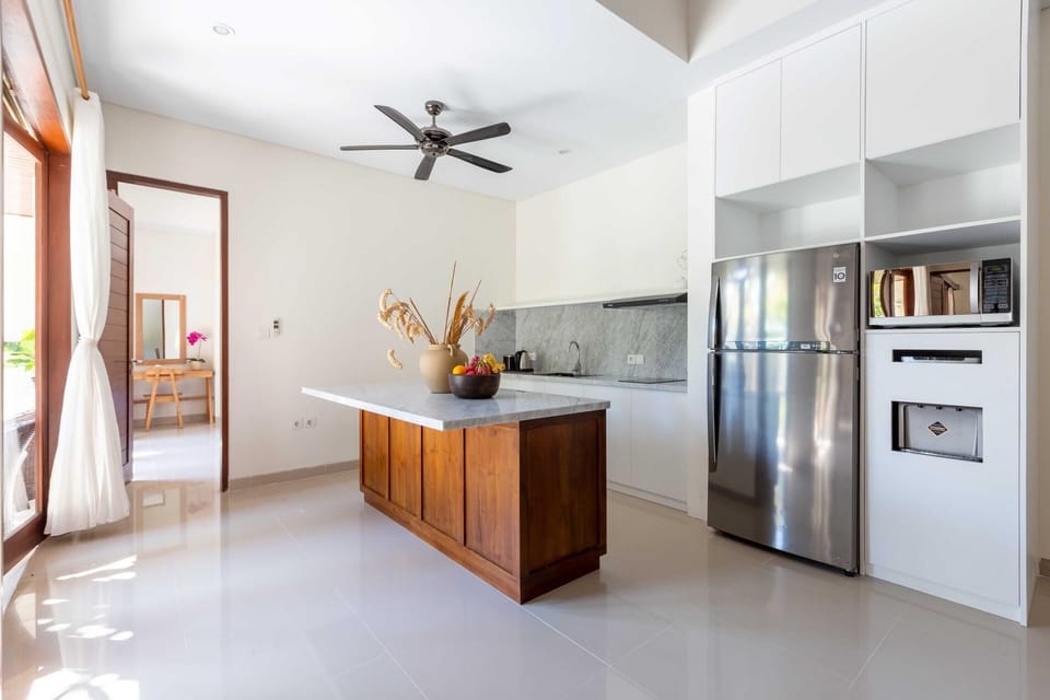 Villa Stella - Beachside Sanur (1002)