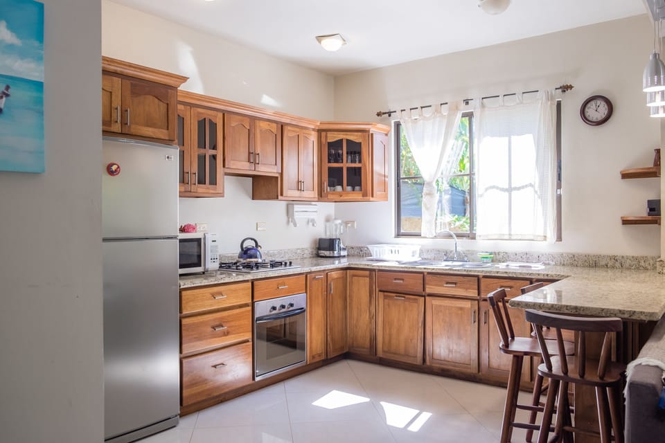 Family House, 2 Bedrooms, 2 Bathrooms | Private kitchen | Full-size fridge, stovetop, coffee/tea maker, cookware/dishes/utensils