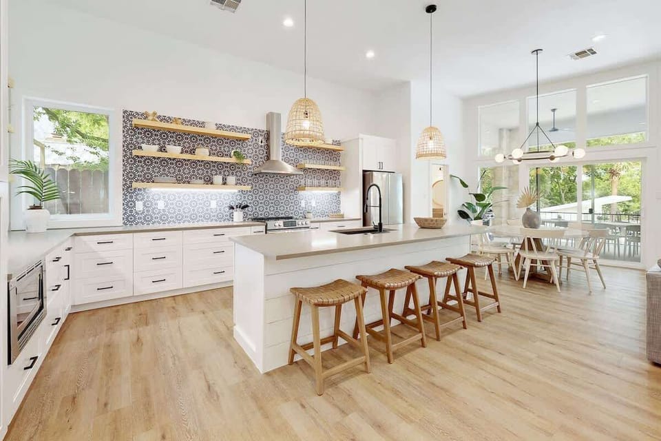 Home cooks can stay close to all the action as they whip up a delicious dinner with stainless steel appliances. 