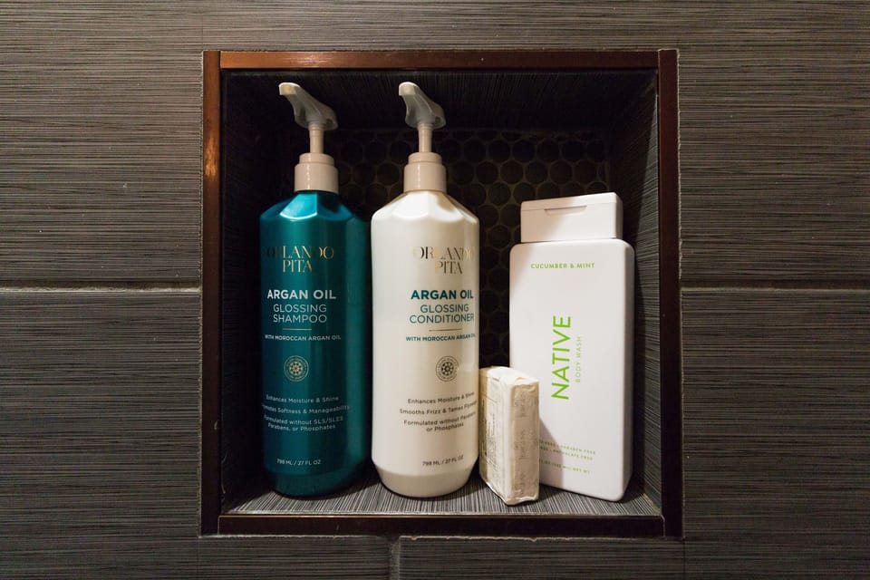 Bathroom amenities