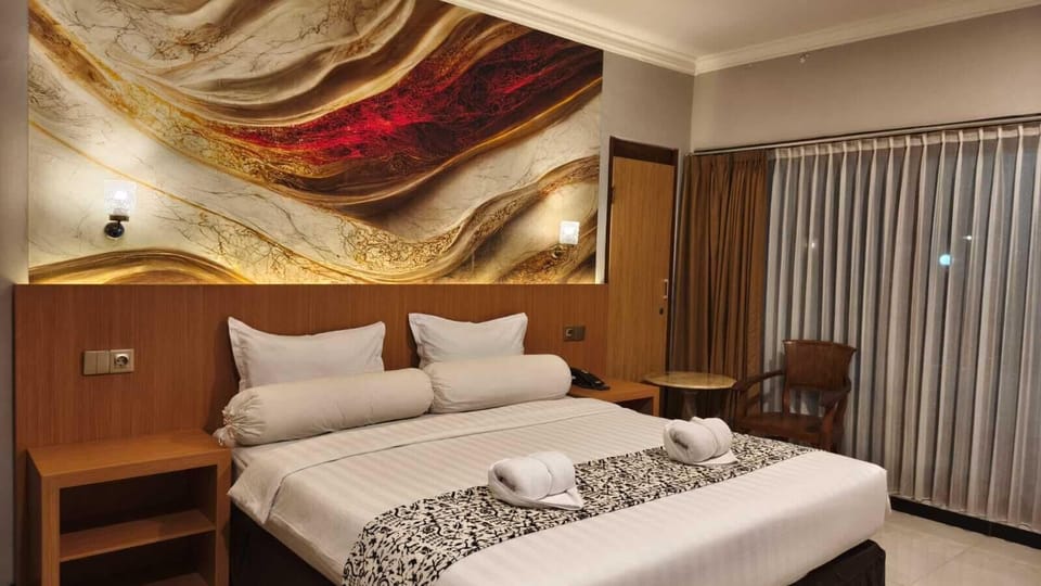 Executive Double Room | Minibar, desk, laptop workspace, free WiFi