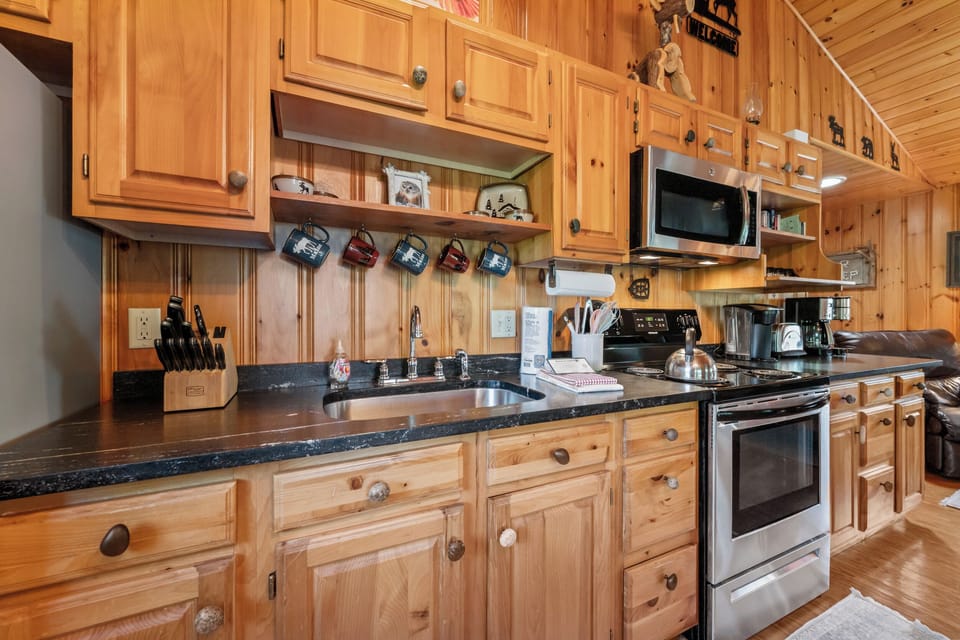 Fully equipped kitchen
