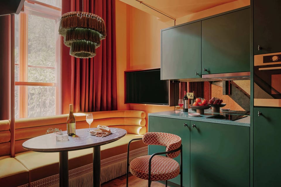 Duplex Suite | In-room safe, blackout drapes, iron/ironing board, bed sheets