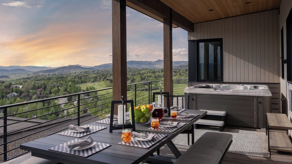 Deck, Upper Level - Outdoor dining table with mountain views