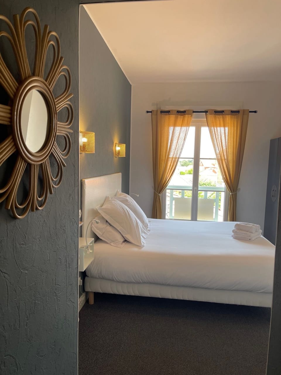 Superior Room | Desk, laptop workspace, free WiFi, bed sheets