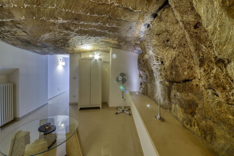 cave detail La Cattedrale Apartments&Suite 3 - Affitti Brevi Italia