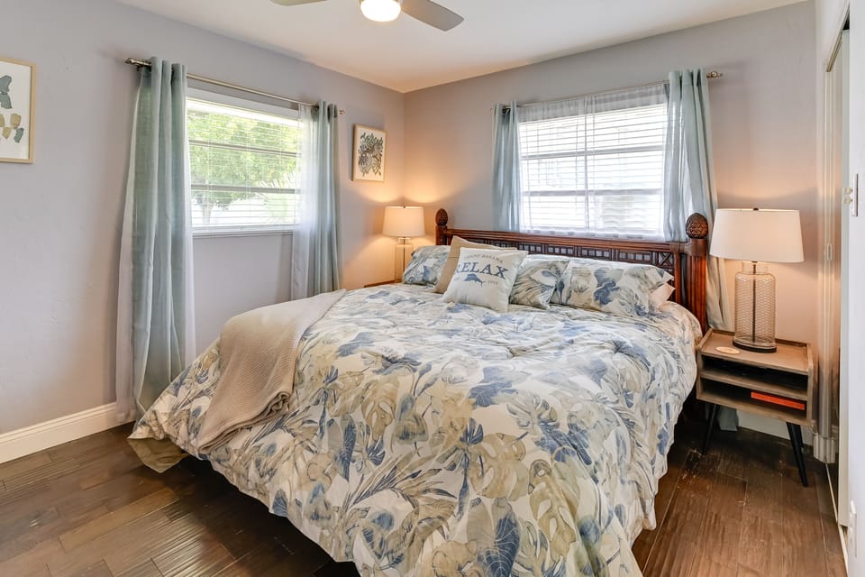 Bedroom 1 | King Bed | Linens Provided | Hangers