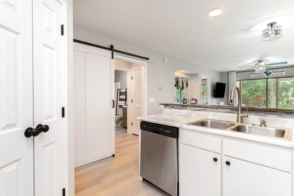 Barn Door Can Make The Second Bed & Bath Private