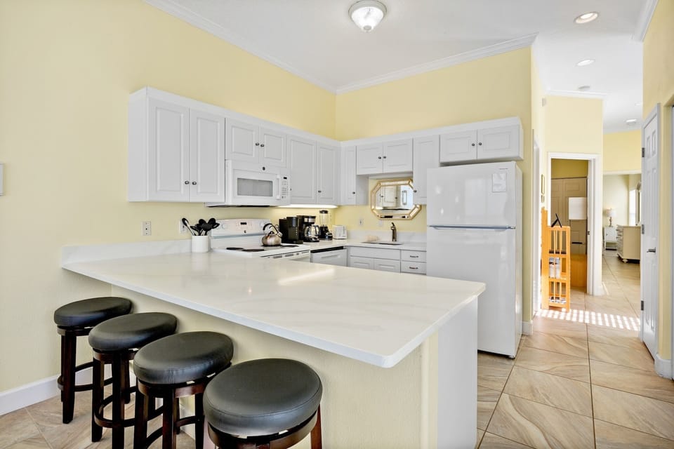 Kitchen island with spacious countertop