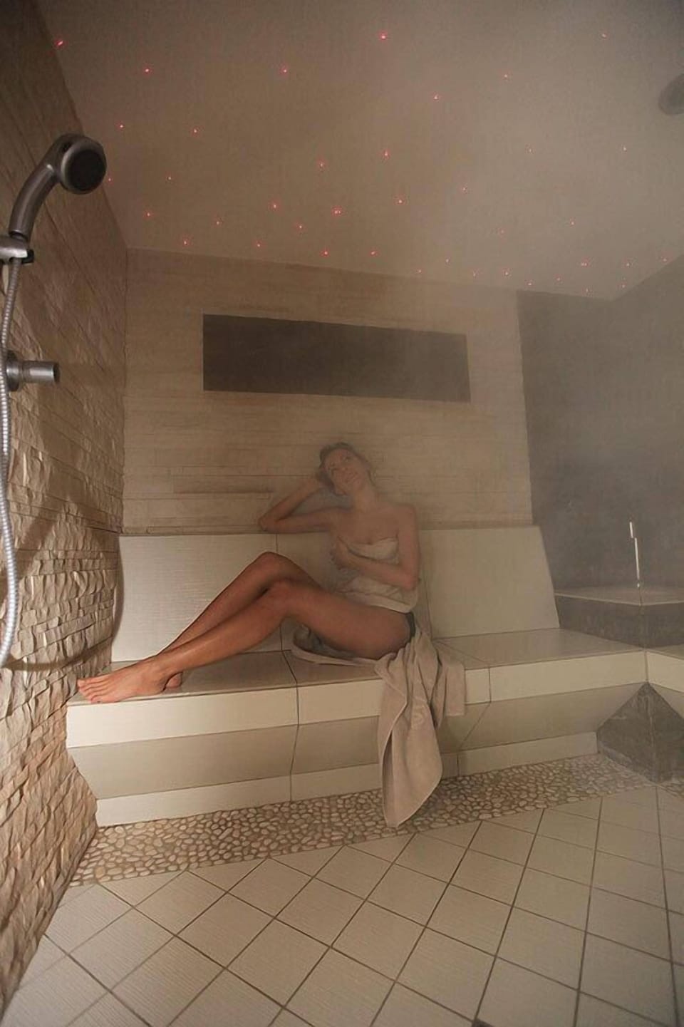 Sauna, Turkish bath, body treatments, body scrubs, detox wraps, facials