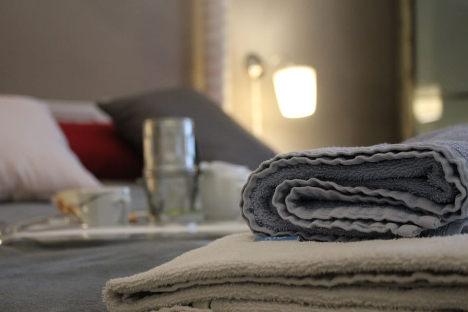 Classic Room | Desk, blackout drapes, soundproofing, rollaway beds