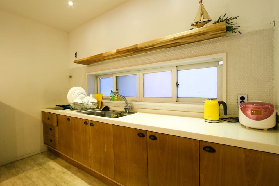 Presidential Penthouse, 3 Bedrooms | Private kitchen | Coffee/tea maker, fridge, shared microwave, electric kettle