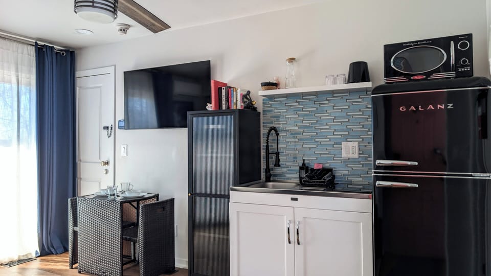 Suite, Kitchen, Poolside | Private kitchen | Coffee/tea maker