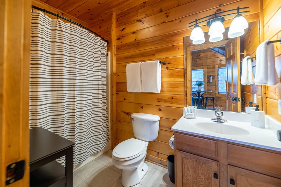 1st floor full bathroom