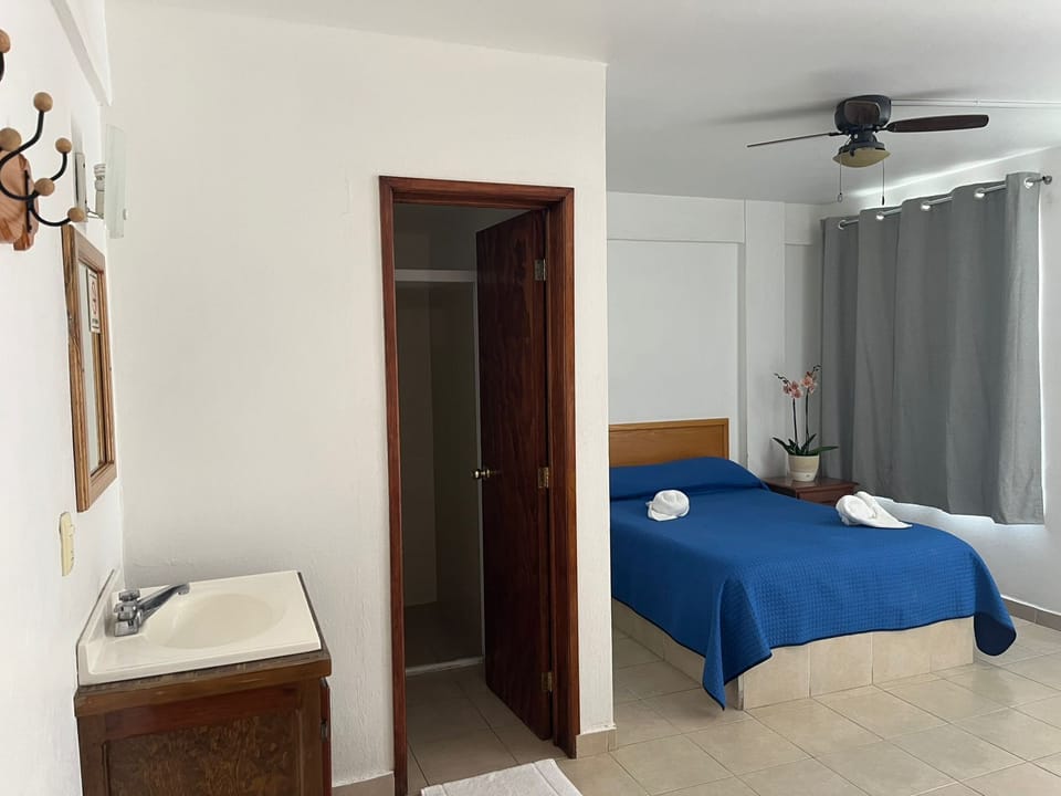 Standard Room | Individually decorated, individually furnished, desk, laptop workspace