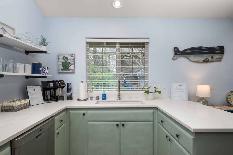 "The house was beautiful with up to date features and appliances. Spacious living area and all the amenities needed for a comfortable stay." - Anna