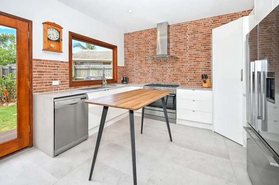Modern kitchen