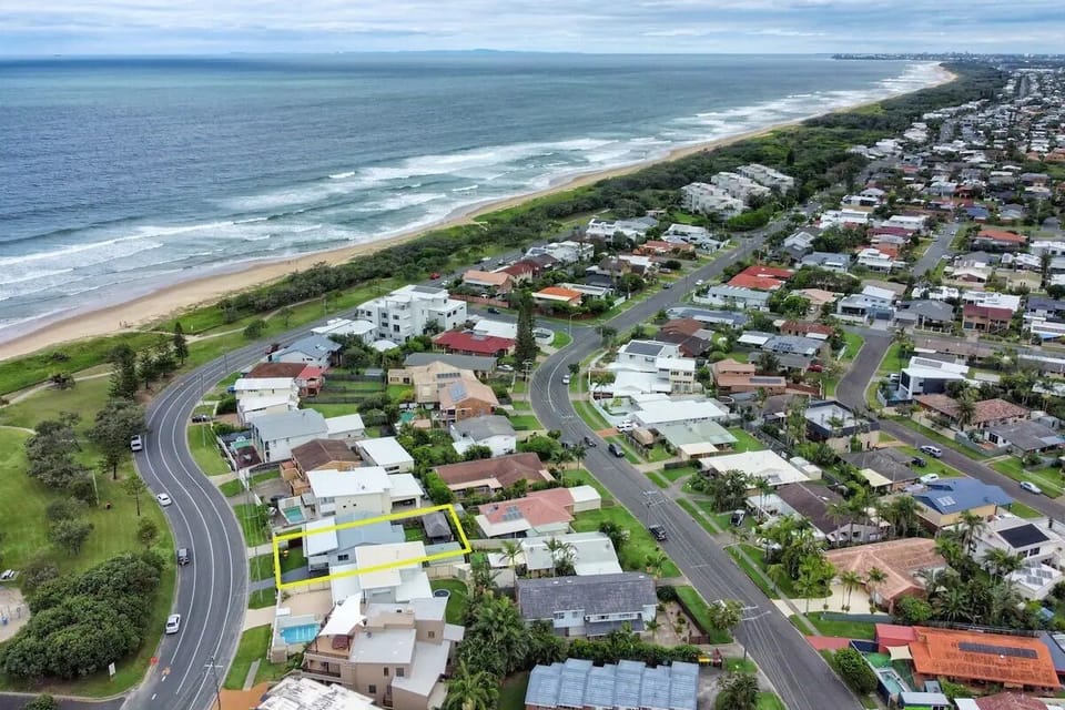 Yes you are that close to the beach