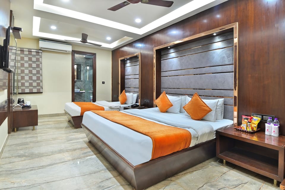 Classic Triple Room | Premium bedding, soundproofing, rollaway beds, free WiFi