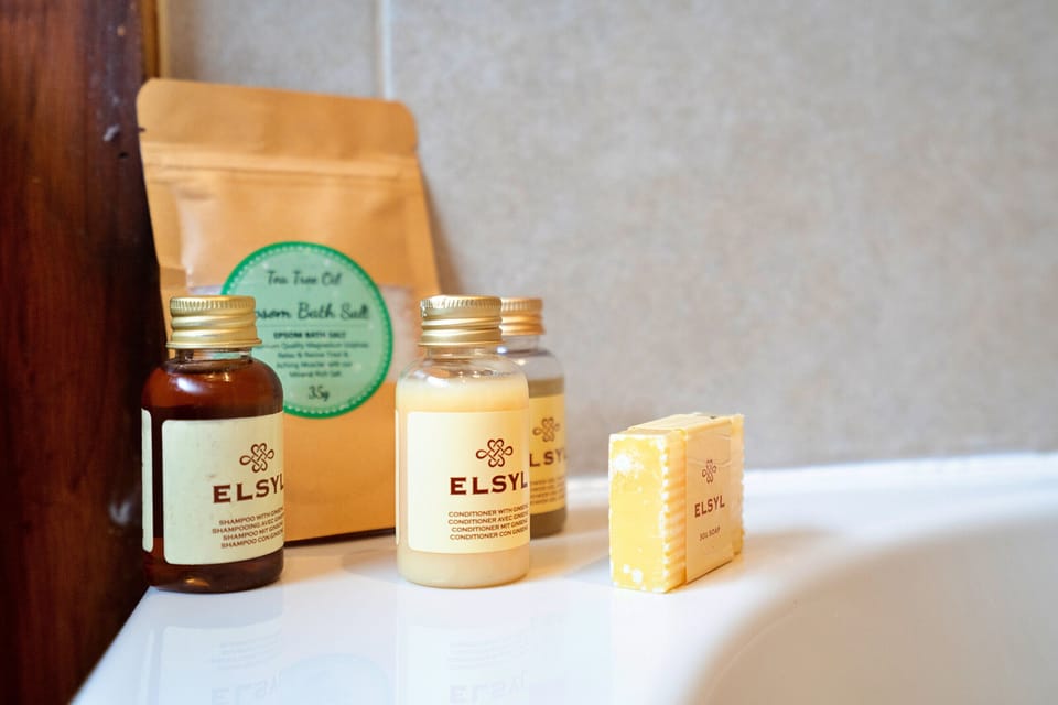 Bathroom amenities