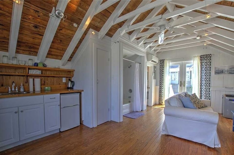 House, 4 Bedrooms | Interior