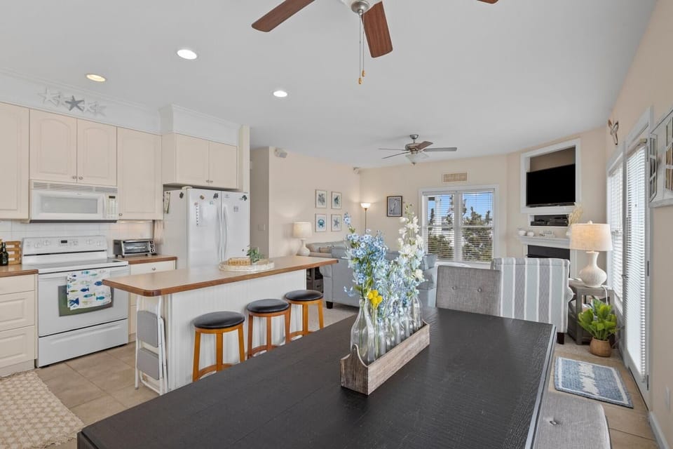 House, 4 Bedrooms | Interior
