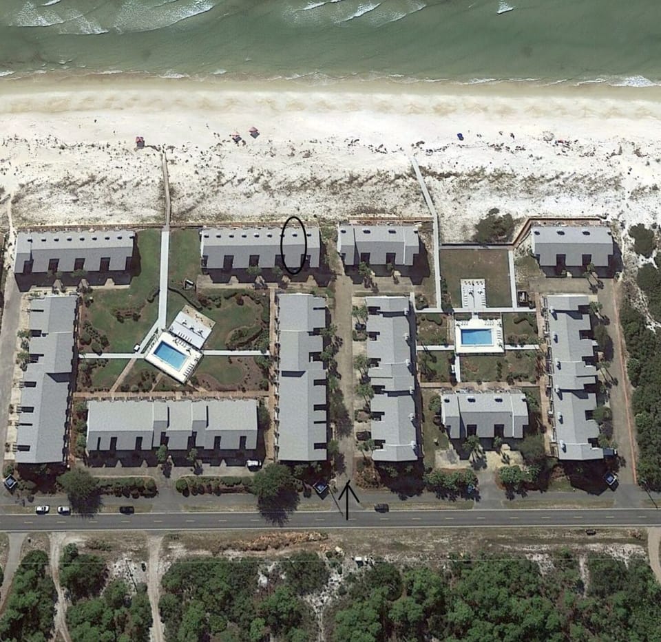 Aerial View of 300 Ocean Mile H3