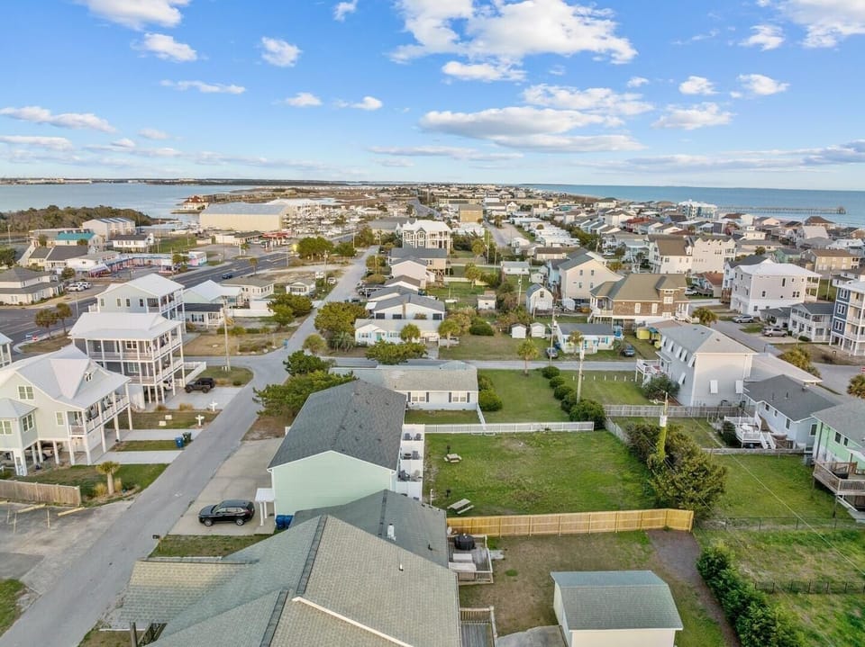 Condo, 2 Bedrooms | Aerial view