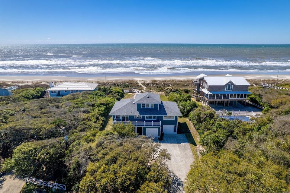 House, 6 Bedrooms | Exterior