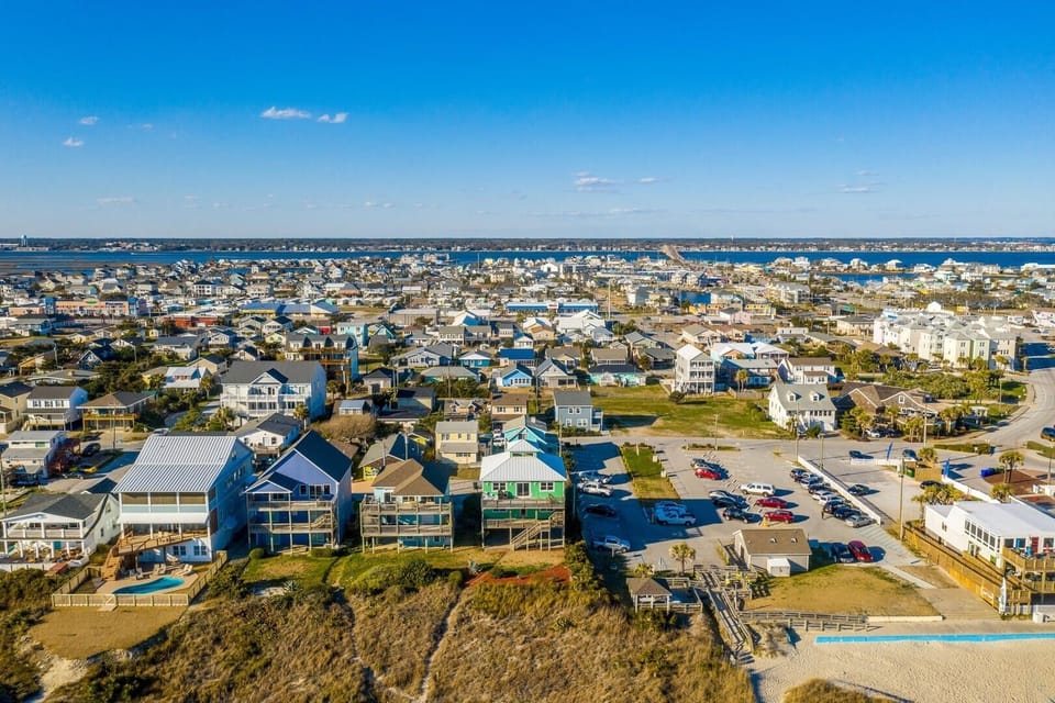 House, 4 Bedrooms | Aerial view