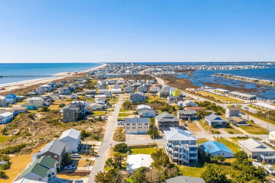 Condo, 2 Bedrooms | Aerial view
