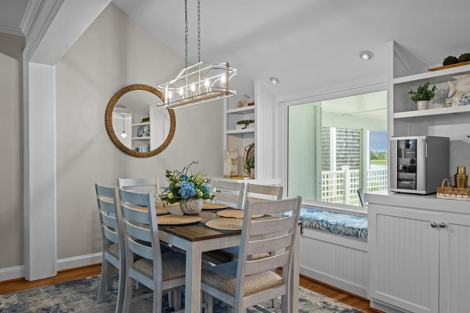 House, 4 Bedrooms | Dining