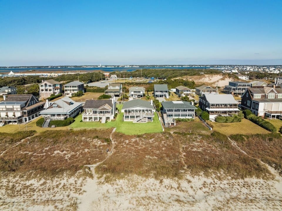 House, 5 Bedrooms | Aerial view